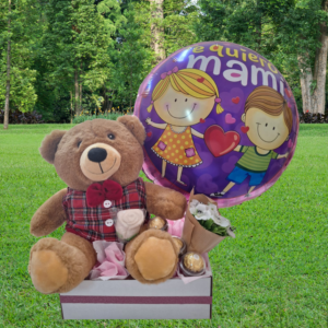 Arreglo de chuches con peluche